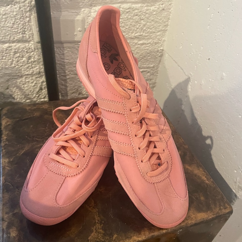 Pink Adidas SL 72 sneakers👟
